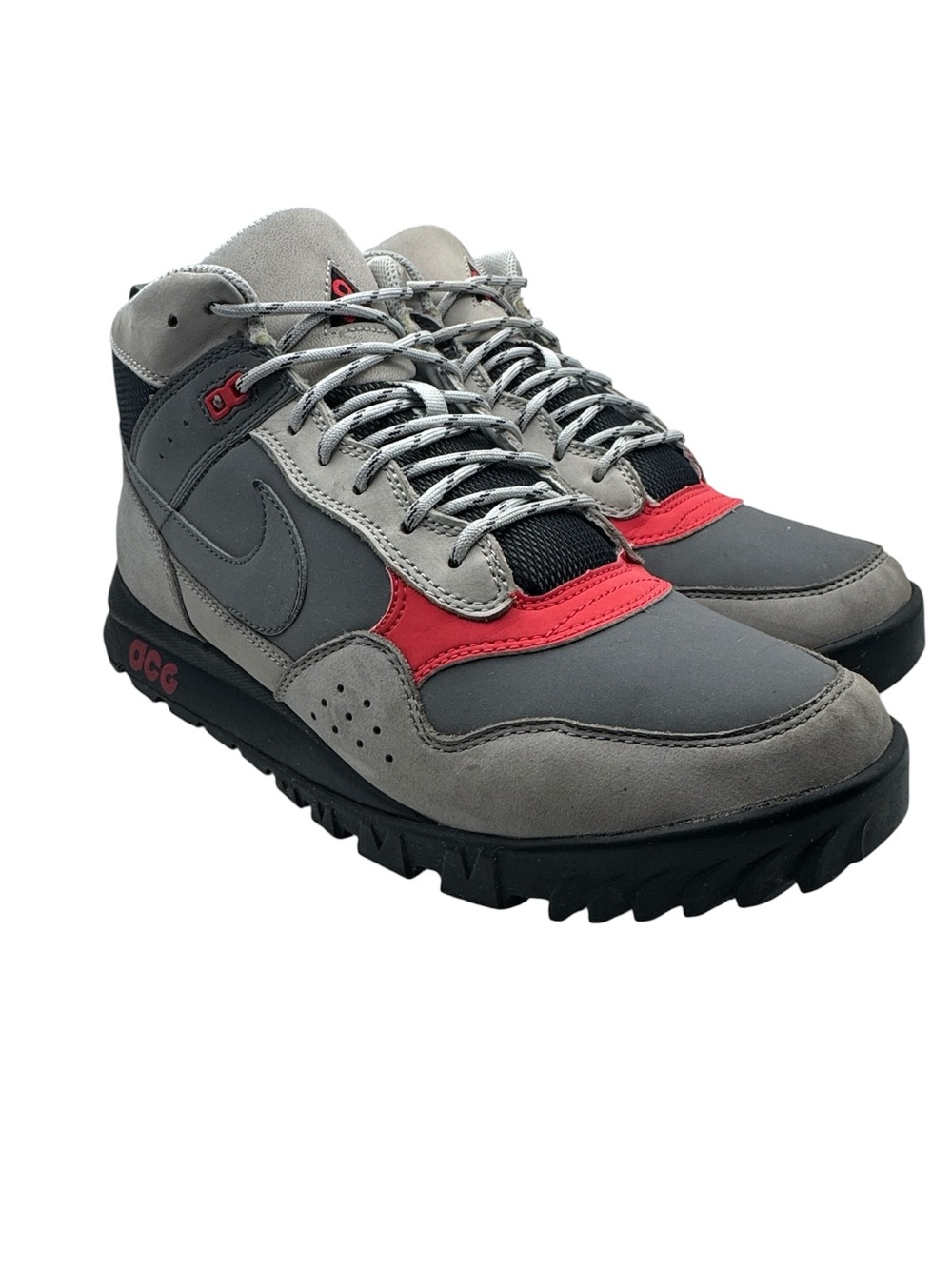 2009 Nike ACG Air Wild Peg Mid – Cool Grey – Hot Red 370506-002 Size 9